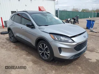 2021 Ford Escape SE Hybrid z VIN 1FMCU0BZ0MUB14085, wystawiony jako IAAI lot #41942529 z przebiegiem 34 889 mil mil oraz . Historia ofert i sprzedaży dostępna na DreamBid. Obrazek 1.