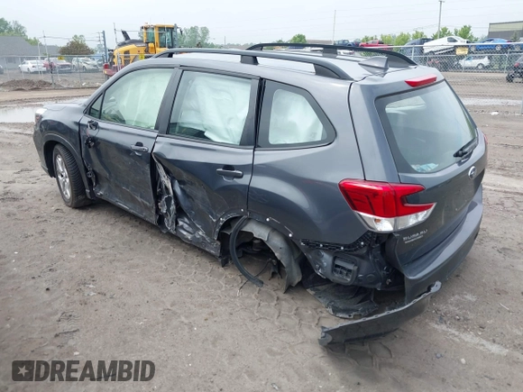 2020 Subaru Forester with VIN JF2SKADC1LH598992, listed as a IAAI auction lot 42382310 with 45,923 mi miles and . Bid and sale history available at DreamBid. Image 3.