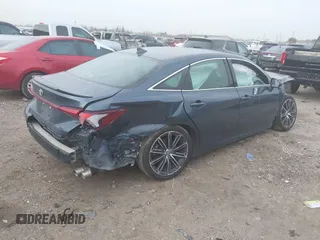 2019 Toyota Avalon XLE with VIN 4T1BZ1FB9KU028903, listed as a IAAI auction lot 41743931 with 68,550 mi miles and . Bid and sale history available at DreamBid. Image 4.