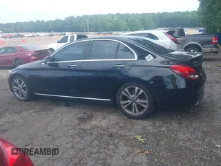 2018 Mercedes-Benz C 300 с VIN 55SWF4JB2JU248820, выставлен на аукционе IAAI как лот 42538805 с пробегом 148 140 миль миль и . История ставок и продаж доступна на DreamBid. Изображение 14.