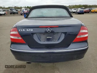 2004 Mercedes-Benz CLK 320 z VIN WDBTK65G44T033117, wystawiony jako Copart lot #84077464 z przebiegiem 92 488 mil mil oraz Tytuł czysty. Historia ofert i sprzedaży dostępna na DreamBid. Obrazek 6.