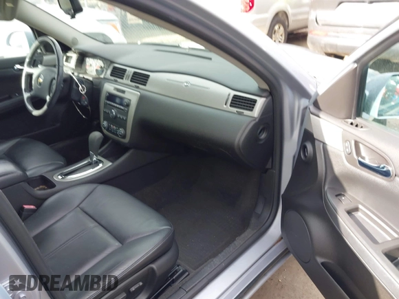2006 Chevrolet Impala LT 3.9L with VIN 2G1WC581669146275, listed as a IAAI auction lot 41815870 with 127,156 mi miles and . Bid and sale history available at DreamBid. Image 5.