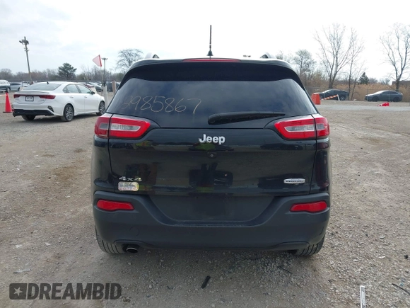 2015 Jeep Cherokee Latitude with VIN 1C4PJMCB6FW527448, listed as a IAAI auction lot 42074461 with 139,795 mi miles and . Bid and sale history available at carsss.com. Image 15.