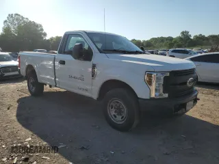 2019 Ford F-250 XL with VIN 1FTBF2A68KEG63053, listed as a Copart auction lot 61022255 with Not provided miles and Salvage title. Bid and sale history available at DreamBid. Image 4.