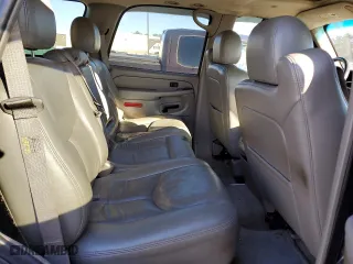 2004 Chevrolet Tahoe LT with VIN 1GNEK13T84J300808, listed as a Copart auction lot 46394495 with 164,330 mi miles and Salvage Title. Bid and sale history available at carsss.com. Image 11.
