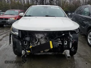 2018 Jeep Compass Altitude with VIN 3C4NJDBBXJT331696, listed as a Copart auction lot 44139355 with 107,443 mi miles and Salvage Title. Bid and sale history available at carsss.com. Image 5.