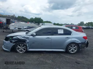 2013 Subaru Legacy Limited z VIN 4S3BMBK62D3028364, wystawiony jako IAAI lot #42550949 z przebiegiem 201 712 mil mil oraz . Historia ofert i sprzedaży dostępna na DreamBid. Obrazek 14.