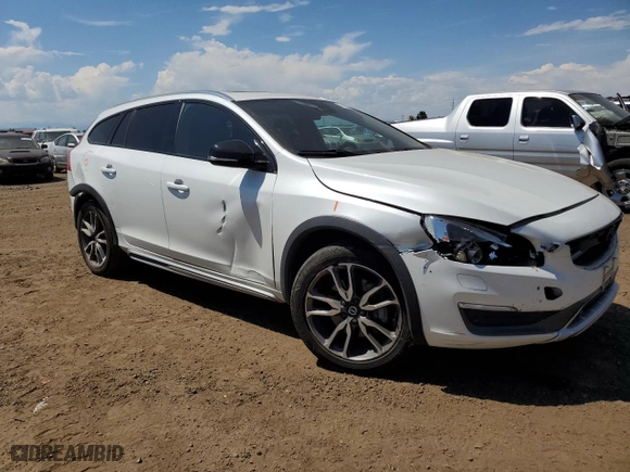 2016 Volvo V60 Cross Country T5 Platinum with VIN YV4612HM5G1019607, listed as a Copart auction lot 61407053 with 78,307 mi miles. Bid and sale history available at carsss.com. Image 4.
