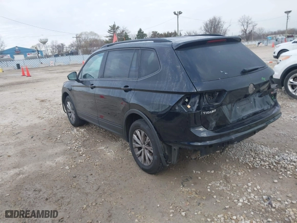 2018 Volkswagen Tiguan S with VIN 3VV0B7AX5JM109066, listed as a IAAI auction lot 41866569 with 83,448 mi miles. Bid and sale history available at carsss.com. Image 3.