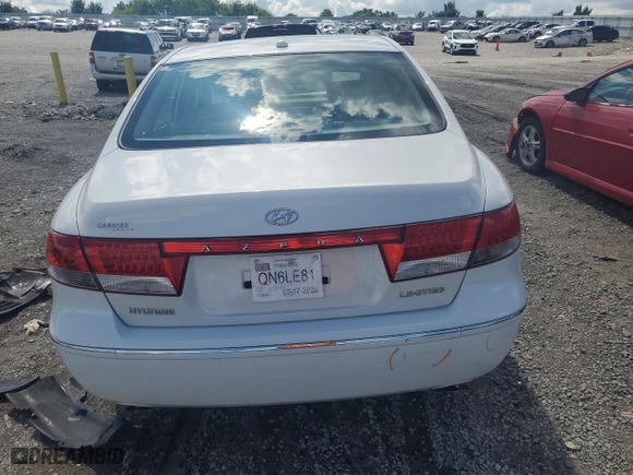 2007 Hyundai Azera SE with VIN KMHFC46F57A208265, listed as a Copart auction lot 61938234 with 95,419 mi miles and Salvage Title. Bid and sale history available at carsss.com. Image 6.