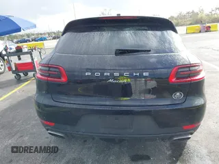 2018 Porsche Macan with VIN WP1AA2A51JLB06768, listed as a IAAI auction lot 41094542 with 55,045 mi miles and . Bid and sale history available at carsss.com. Image 17.