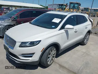 2019 Lincoln MKC Reserve с VIN 5LMCJ3C93KUL35294, выставлен на аукционе IAAI как лот 41978877 с пробегом 41 855 миль миль и . История ставок и продаж доступна на DreamBid. Изображение 2.