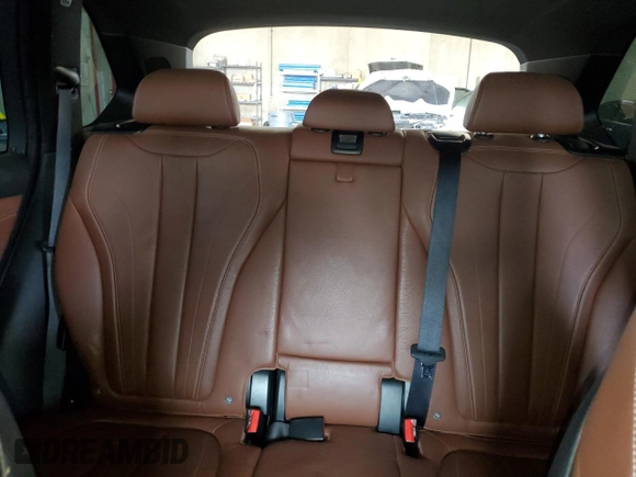 2017 BMW X5 xDrive50i z VIN 5UXKR6C35H0U12982, wystawiony jako Copart lot #57163565 z przebiegiem 121 906 mil mil oraz Szkoda całkowita • Salvage title. Historia ofert i sprzedaży dostępna na DreamBid. Obrazek 10.