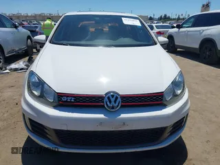 2014 Volkswagen GTI Wolfsburg Edition с VIN WVWGD7AJ4EW000302, выставлен на аукционе IAAI как лот 42235813 с пробегом 178 825 миль миль и . История ставок и продаж доступна на DreamBid. Изображение 12.