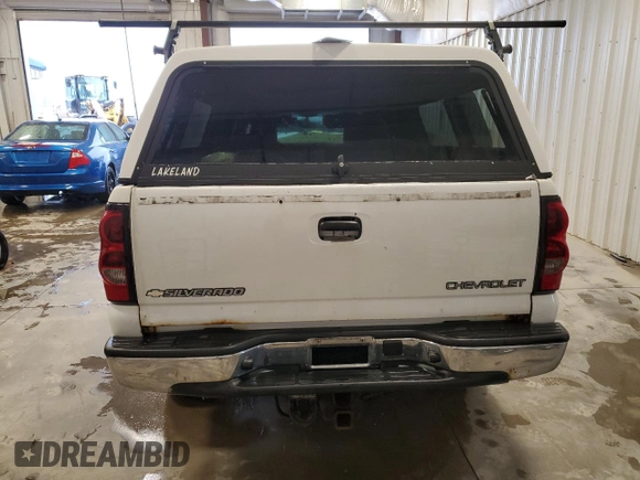 2004 Chevrolet Silverado 1500 Z71 with VIN 2GCEK19T541224247, listed as a Copart auction lot 50628645 with Not Provided miles and Non Repairable. Bid and sale history available at DreamBid. Image 6.