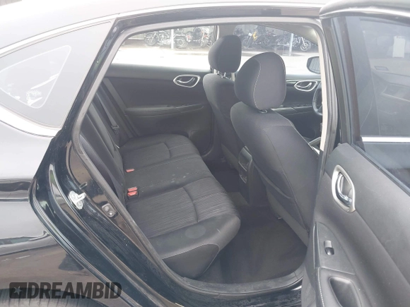 2016 Nissan Sentra SR with VIN 3N1AB7AP8GL652383, listed as a IAAI auction lot 42111211 with 140,984 mi miles and . Bid and sale history available at DreamBid. Image 8.
