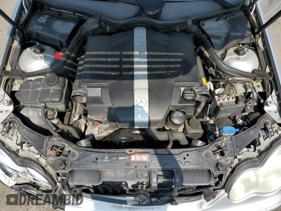 2005 Mercedes-Benz C 240 z VIN WDBRF81J75F604725, wystawiony jako Copart lot #59371735 z przebiegiem 120 834 mil mil oraz Szkoda całkowita • Salvage title. Historia ofert i sprzedaży dostępna na DreamBid. Obrazek 11.