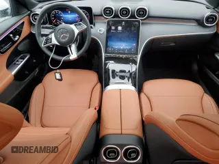 2025 Mercedes-Benz C 300 z VIN W1KAF4HB3SR254984, wystawiony jako Copart lot #57838265 z przebiegiem 3 014 mil mil oraz Czysty tytuł • Clean title. Historia ofert i sprzedaży dostępna na DreamBid. Obrazek 8.