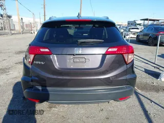 2018 Honda HR-V EX-L Navi with VIN 3CZRU5H70JM702032, listed as a IAAI auction lot 41680864 with 104,092 mi miles. Bid and sale history available at carsss.com. Image 17.