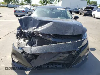 2021 Nissan Altima SV with VIN 1N4BL4DV5MN333726, listed as a Copart auction lot 52148685 with 110,436 mi miles and Salvage Title. Bid and sale history available at carsss.com. Image 5.