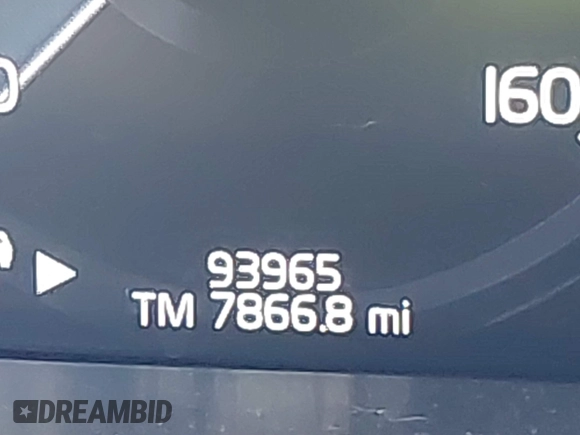 2018 Volvo XC90 R-Design with VIN YV4102KM1J1323790, listed as a IAAI auction lot 41786003 with 93,965 mi miles and . Bid and sale history available at DreamBid. Image 16.