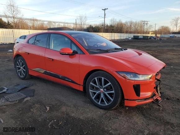 2019 Jaguar I-PACE HSE with VIN SADHD2S17K1F64953, listed as a Copart auction lot 43215725 with 60931 miles and Salvage Title. Bid and sale history available at carsss.com. Image 4.