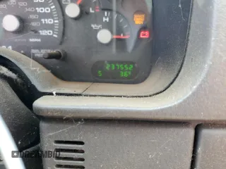 2002 Ford Explorer XLT с VIN 1FMZU73EX2ZC56278, выставлен на аукционе Copart как лот 59404155 с пробегом 237 552 миль миль и Списание • Salvage title. История ставок и продаж доступна на DreamBid. Изображение 9.