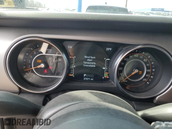 2021 Jeep Gladiator Willys with VIN 1C6HJTAG4ML524342, listed as a Copart auction lot 48774235 with 37,571 mi miles and Clean Title. Bid and sale history available at carsss.com. Image 9.