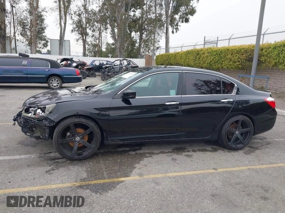 2014 Honda Accord Sport with VIN 1HGCR2F57EA070647, listed as a IAAI auction lot 41732469 with 167,146 mi miles and . Bid and sale history available at carsss.com. Image 14.