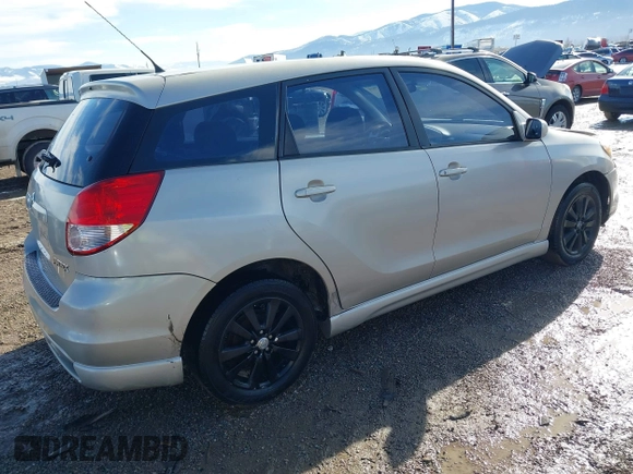 2003 Toyota Matrix Std with VIN 2T1KR32E53C051738, listed as a IAAI auction lot 41637914 with 195,006 mi miles. Bid and sale history available at carsss.com. Image 4.