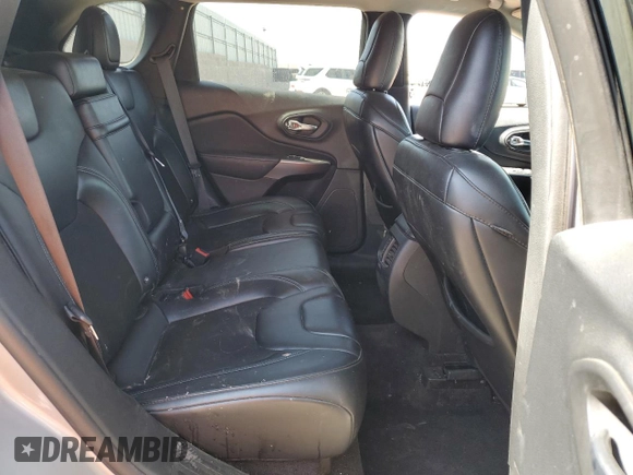 2019 Jeep Cherokee Altitude с VIN 1C4PJMLX1KD121207, выставлен на аукционе Copart как лот 59769895 с пробегом 134 608 миль миль и Чистый • Clean title. История ставок и продаж доступна на DreamBid. Изображение 11.