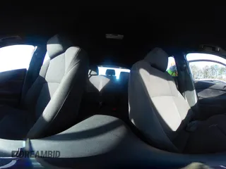 2018 Toyota C-HR XLE z VIN NMTKHMBX6JR044116, wystawiony jako IAAI lot #41446974 z przebiegiem 67 346 mil mil oraz . Historia ofert i sprzedaży dostępna na DreamBid. Obrazek 18.