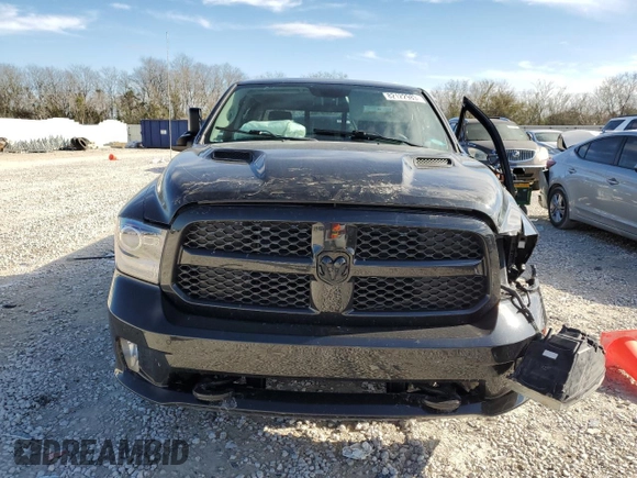 2017 Ram 1500 Sport z VIN 1C6RR7UT3HS670479, wystawiony jako Copart lot #82122983 z przebiegiem 67 924 mil mil oraz Szkoda całkowita • Salvage title. Historia ofert i sprzedaży dostępna na DreamBid. Obrazek 5.