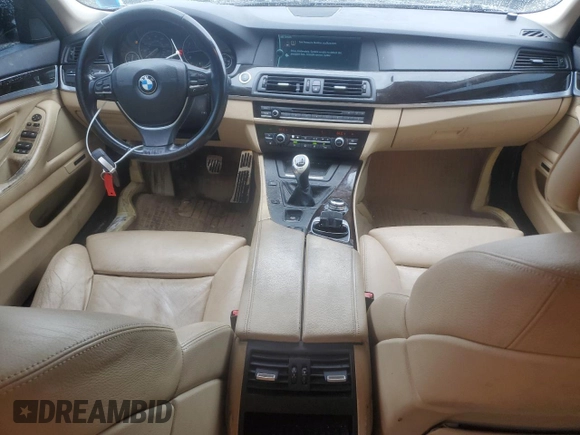 2011 BMW 5 Series 550i z VIN WBAFR9C57BC271325, wystawiony jako Copart lot #60269885 z przebiegiem 134 518 mil mil oraz Szkoda całkowita • Salvage title. Historia ofert i sprzedaży dostępna na DreamBid. Obrazek 8.