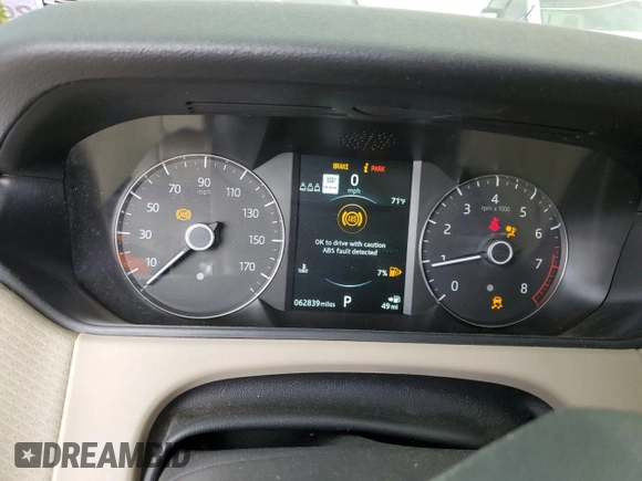 2019 Land Rover Range Rover Velar S with VIN SALYB2FV1KA220622, listed as a Copart auction lot 62135075 with 62,839 mi miles and Salvage title. Bid and sale history available at DreamBid. Image 9.