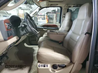 2005 Ford F-350 XL z VIN 1FTWW31P05EC99103, wystawiony jako Copart lot #61751405 z przebiegiem 111 475 mil mil oraz Czysty tytuł • Clean title. Historia ofert i sprzedaży dostępna na DreamBid. Obrazek 7.