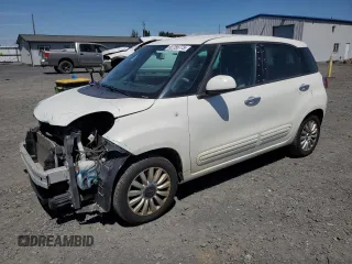 2014 FIAT 500L Easy with VIN ZFBCFABH5EZ019380, listed as a Copart auction lot 62758775 with 154,298 mi miles and Salvage title. Bid and sale history available at DreamBid. Image 1.