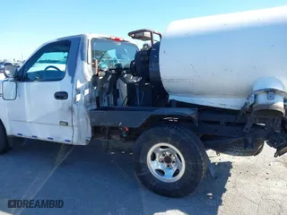 1997 Ford F-150 Standard with VIN 1FTDF1725VKA56881, listed as a IAAI auction lot 41826007 with 255,988 mi miles. Bid and sale history available at carsss.com. Image 14.