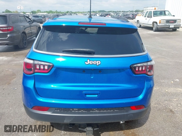 2020 Jeep Compass Latitude with VIN 3C4NJCBB9LT236642, listed as a IAAI auction lot 42113938 with Not provided miles and . Bid and sale history available at DreamBid. Image 16.