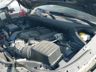 2014 Jeep Grand Cherokee SRT-8 z VIN 1C4RJFDJXEC390248, wystawiony jako IAAI lot #41794995 z przebiegiem 87 881 mil mil oraz . Historia ofert i sprzedaży dostępna na DreamBid. Obrazek 19.