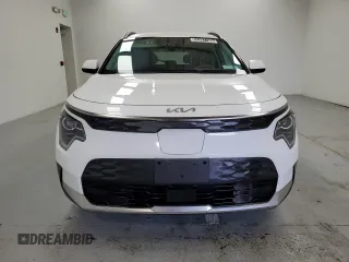2023 Kia Niro Wind with VIN KNDCR3L16P5054750, listed as a Copart auction lot 52991105 with 47,482 mi miles and Clean Title. Bid and sale history available at carsss.com. Image 5.