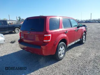 2009 Ford Escape XLS с VIN 1FMCU02709KC80088, выставлен на аукционе IAAI как лот 41991739 с пробегом 200 496 миль миль и . История ставок и продаж доступна на DreamBid. Изображение 4.
