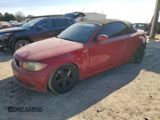 2008 BMW 1 Series 128i with VIN WBAUL73528VJ74205, listed as a Copart auction lot 42197045 with 105,646 mi miles and Salvage Title. Bid and sale history available at carsss.com. Image 1.