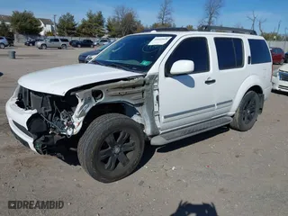 2012 Nissan Pathfinder SV with VIN 5N1AR1NN2CC609710, listed as a IAAI auction lot 41649028 with 139,846 mi miles. Bid and sale history available at carsss.com. Image 2.