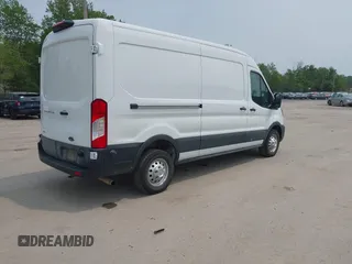 2024 Ford Transit Cargo with VIN 1FTBR2C82RKA72122, listed as a IAAI auction lot 42432209 with 26,806 mi miles and . Bid and sale history available at DreamBid. Image 4.