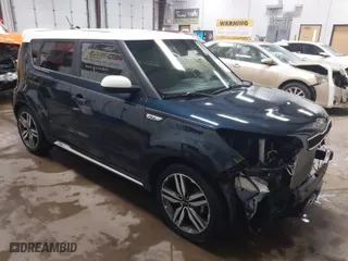 2018 Kia Soul + with VIN KNDJP3A54J7615526, listed as a IAAI auction lot 41745034 with 58,460 mi miles. Bid and sale history available at carsss.com. Image 1.