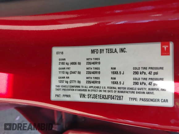 2018 Tesla Model 3 Long Range Battery z VIN 5YJ3E1EA3JF047287, wystawiony jako IAAI lot #42099771 z przebiegiem 120 470 mil mil oraz . Historia ofert i sprzedaży dostępna na DreamBid. Obrazek 9.