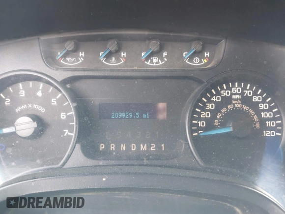 2014 Ford F-150 XL with VIN 1FTFW1EF8EKD10436, listed as a IAAI auction lot 41903297 with 209,929 mi miles. Bid and sale history available at carsss.com. Image 7.