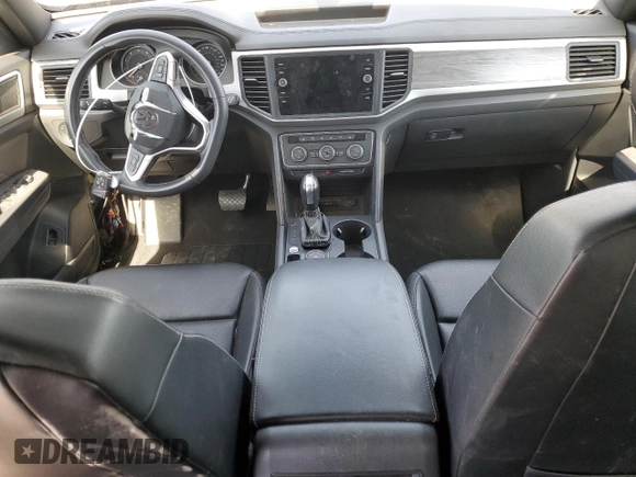 2021 Volkswagen Atlas SE with VIN 1V2KE2CA7MC230079, listed as a Copart auction lot 59273725 with 52,277 mi miles and Clean title. Bid and sale history available at DreamBid. Image 8.