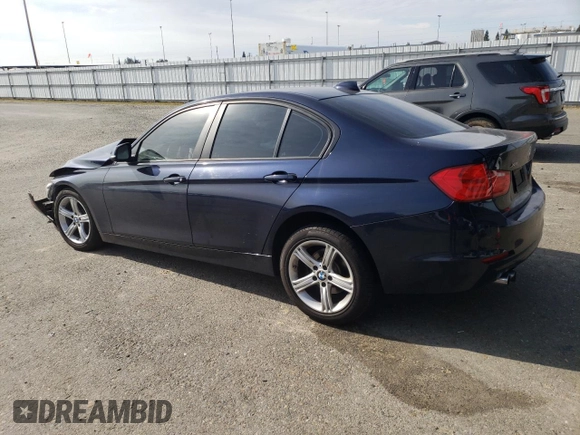 2015 BMW 3 Series 328i xDrive z VIN WBA3B3C53FF545726, wystawiony jako Copart lot #44940485 z przebiegiem Nie podano mil oraz Szkoda całkowita • Salvage title. Historia ofert i sprzedaży dostępna na DreamBid. Obrazek 2.